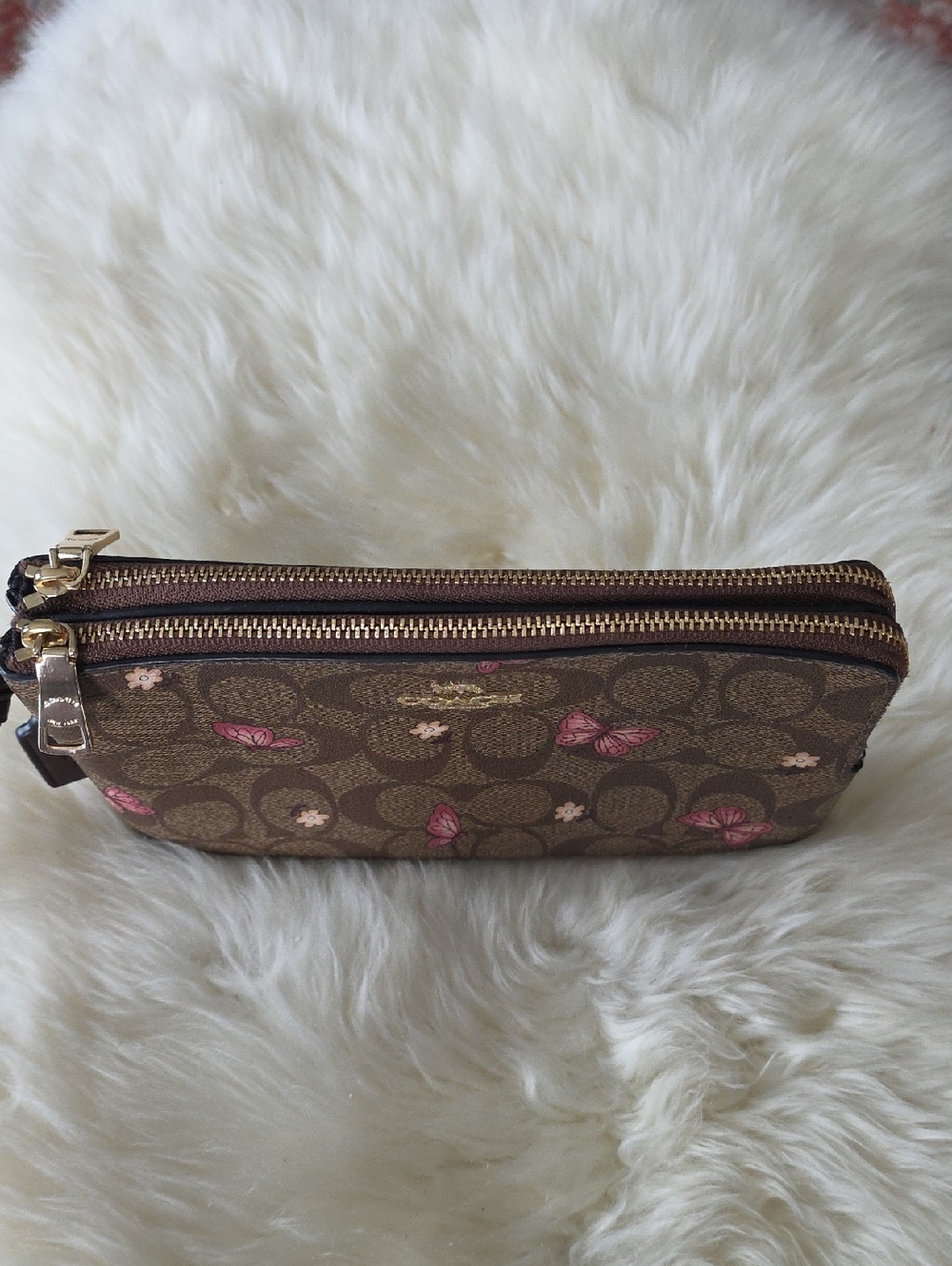 Pretty Coach Double Zip Buttetfly Signature Wristlet Wallet ๐ฉท๐ฆ๐ฎ๐ค - Picture 2 of 16